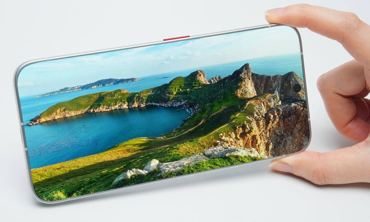 Tecno представит первый в мире безрамочный смартфон