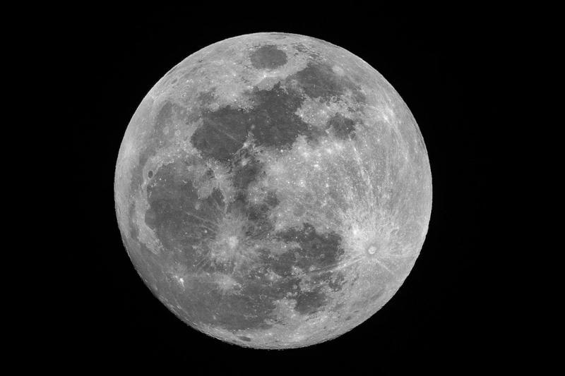 Верхняя ступень ракеты Falcon 9 столкнется с Луной