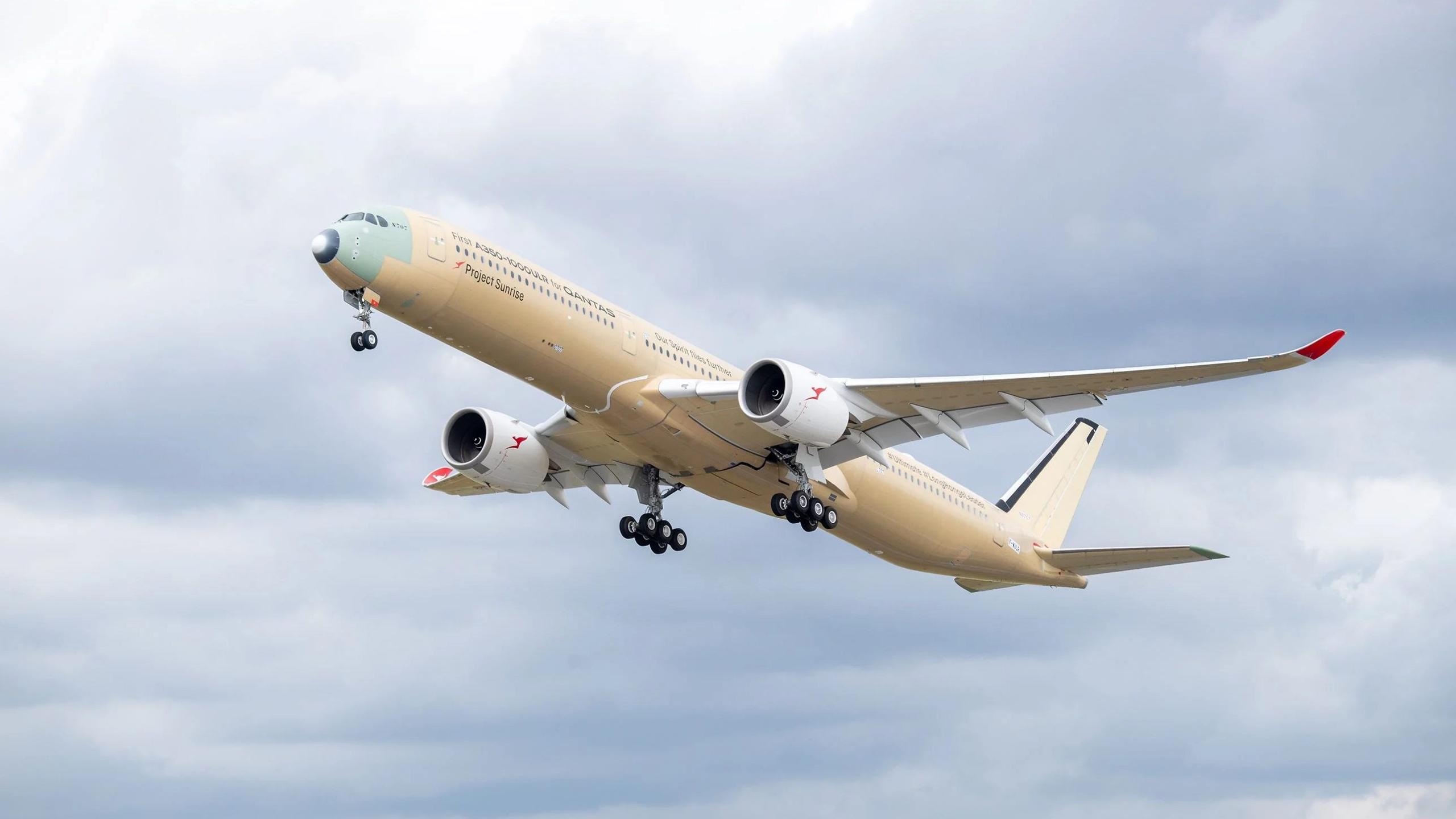 Airbus A350-1000ULR установил рекорд дальности полета