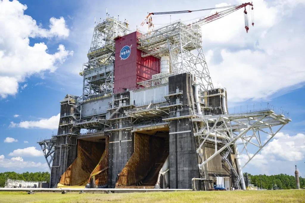 Blue Origin перенесет испытания New Glenn на стенд NASA