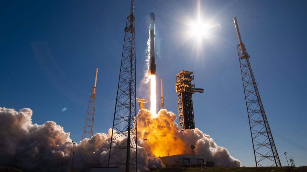 Экономический анализ влияния SpaceX на мировую космонавтику