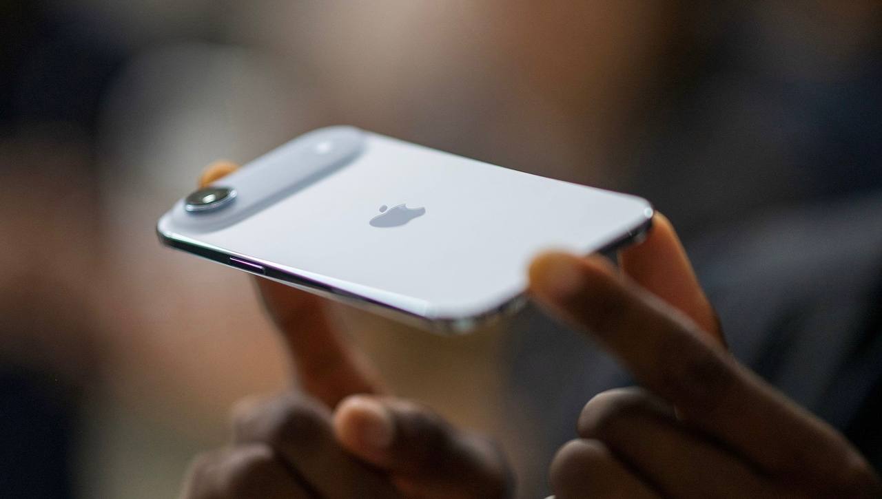 Слухи о дизайне и охлаждении iPhone 20