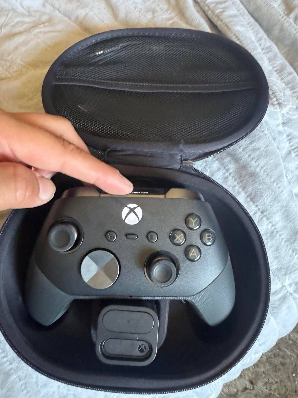 Утечка прототипа контроллера XBOX Elite 3