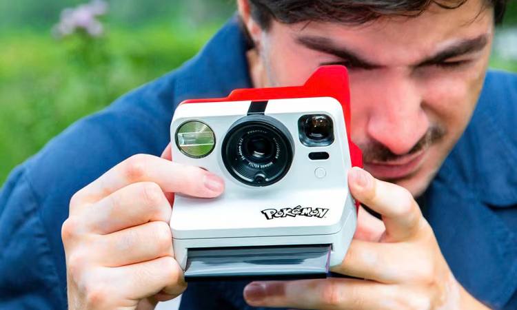 Polaroid выпустила лимитированные камеры совместно с Pokémon
