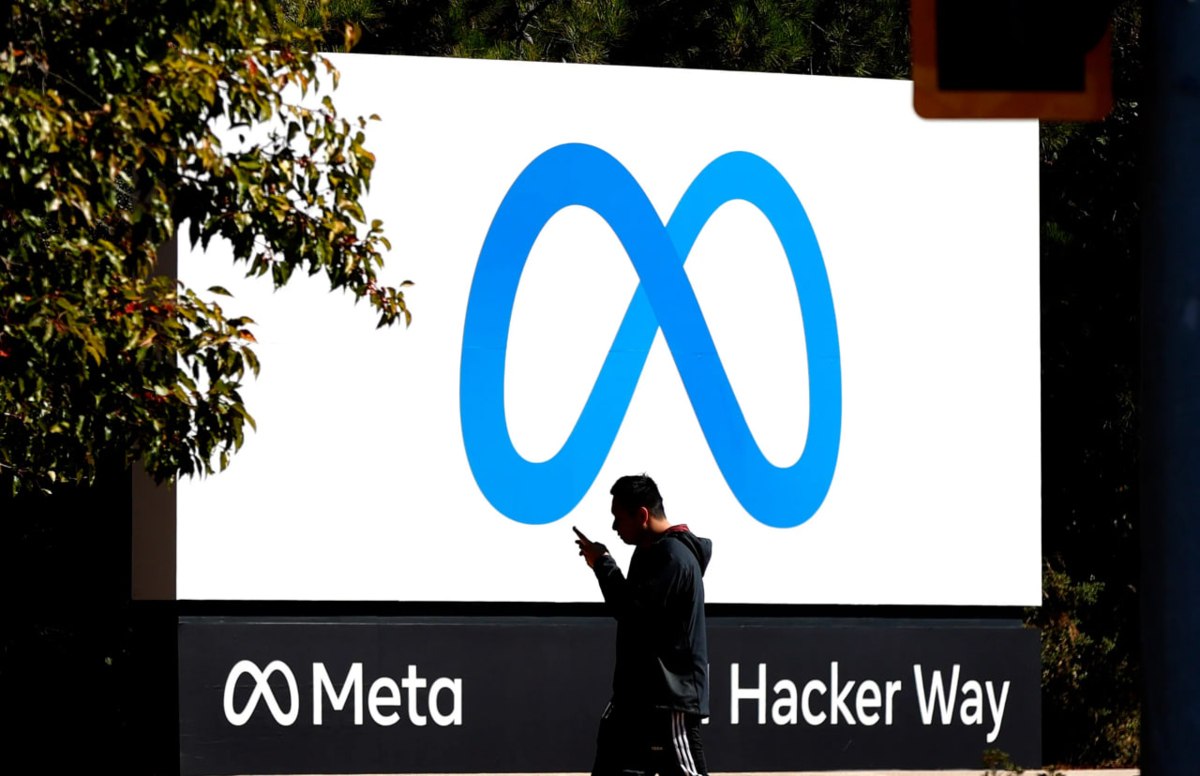 Суд в Нью-Мексико обязал Meta выплатить $942 млн по иску о вреде соцсетей для детей
