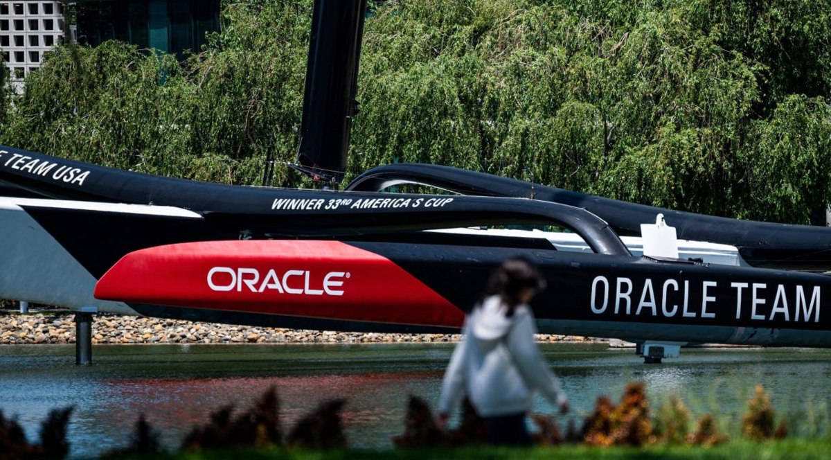 Oracle планирует новый раунд сокращений штата