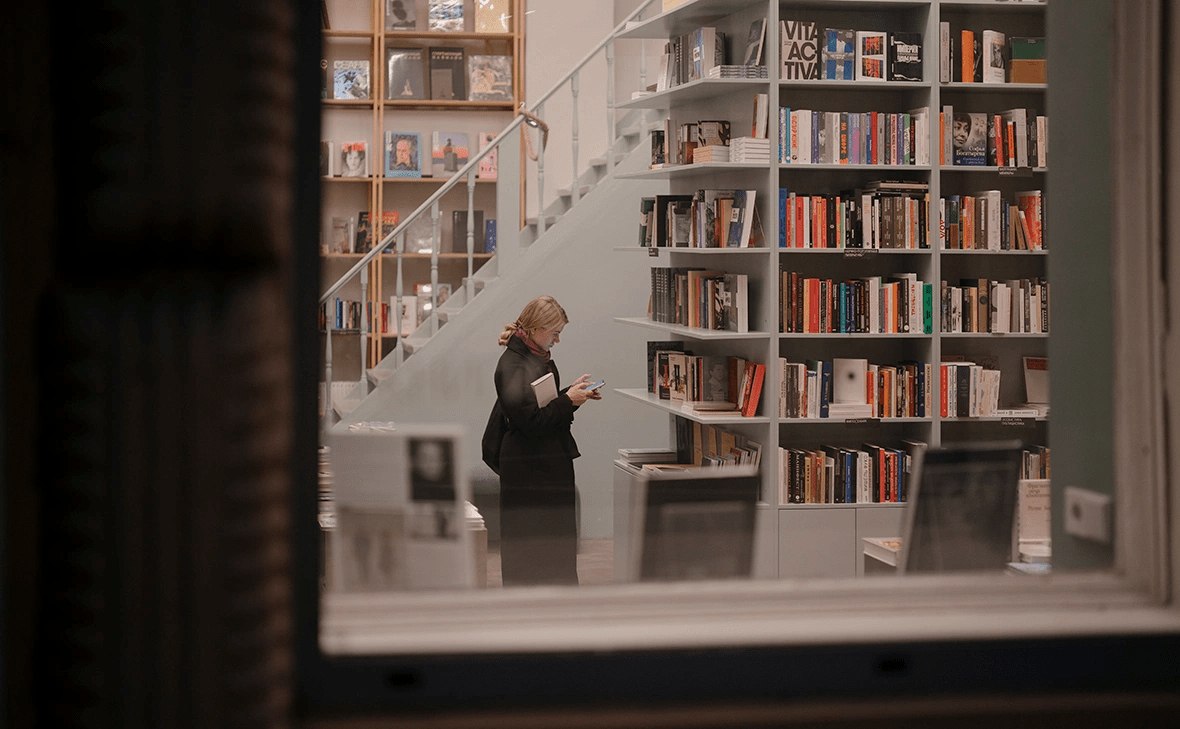 Утренний дайджест: сокращение тиражей книг, рост ставок по автокредитам и проверки ИТ-льгот
