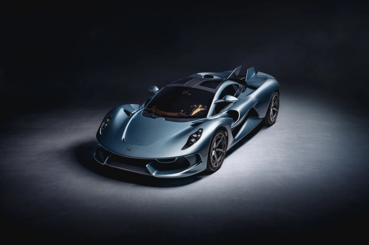 Hennessey представила гиперкар Blackbird с аналоговым управлением