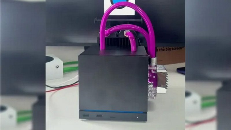 Энтузиаст установил кастомную СЖО в Steam Machine