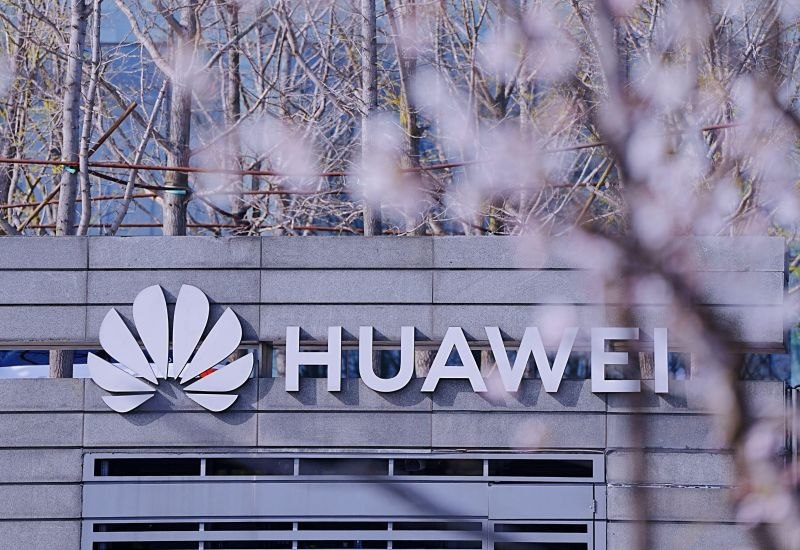 Прибыль Huawei упала на 36% в первом полугодии