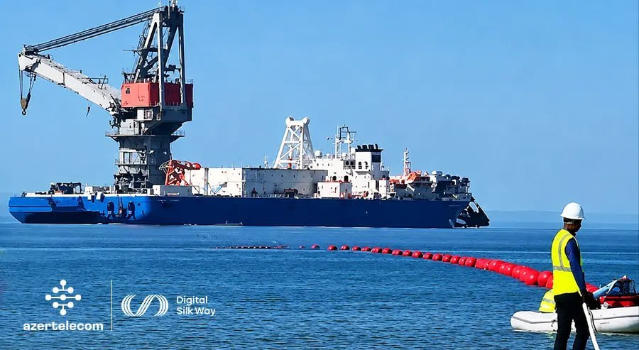 Азербайджан и Казахстан проложили подводный кабель по дну Каспийского моря