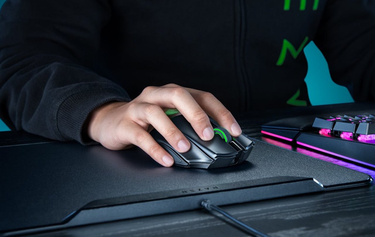 Razer представила игровую мышь Naga V3 Pro с 23 кнопками