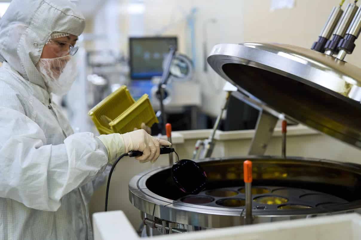 Rocket Lab представила солнечный элемент для спутников с КПД 31,5%