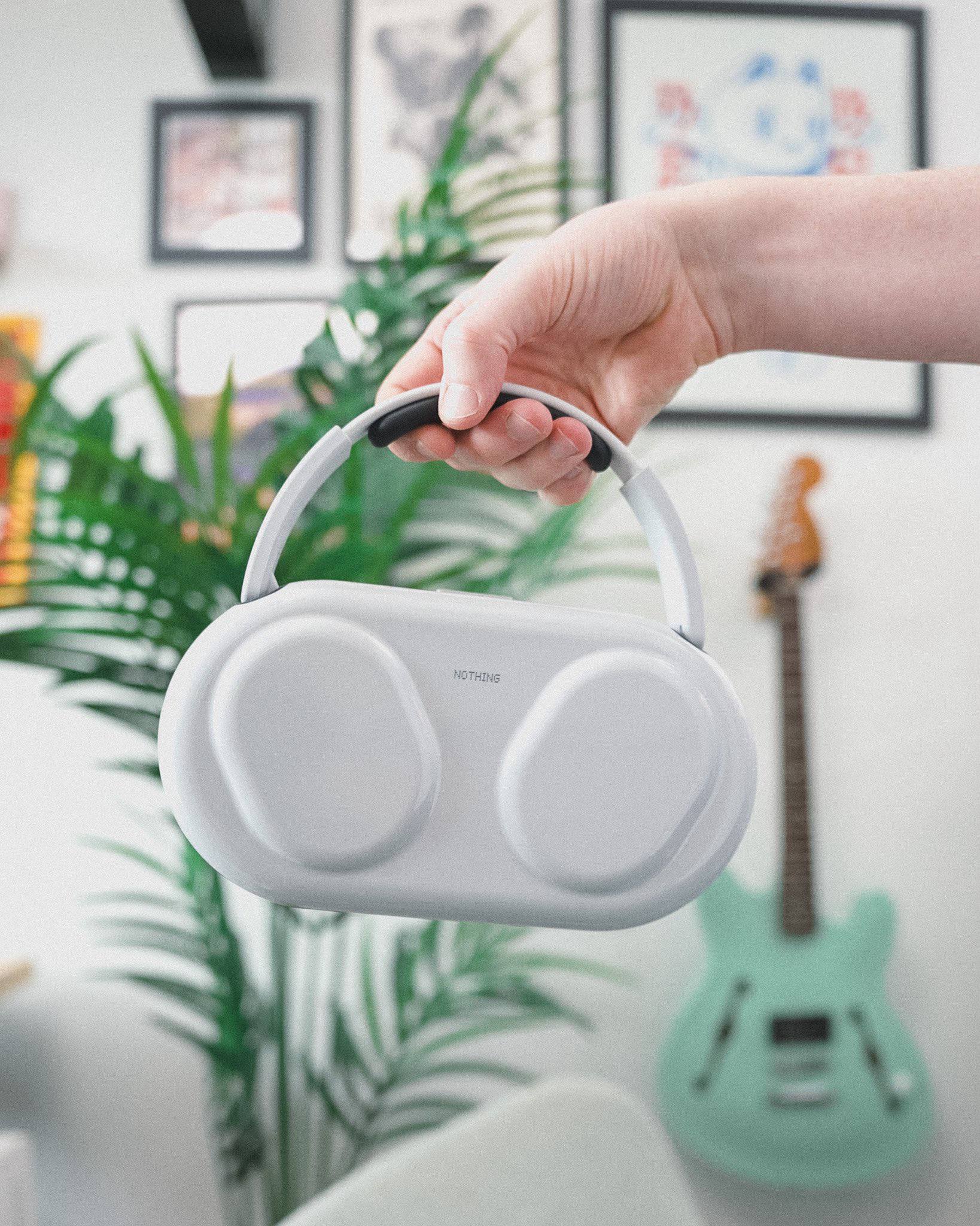 Зачем Nothing выпустила кейс для Headphone (1) Pro