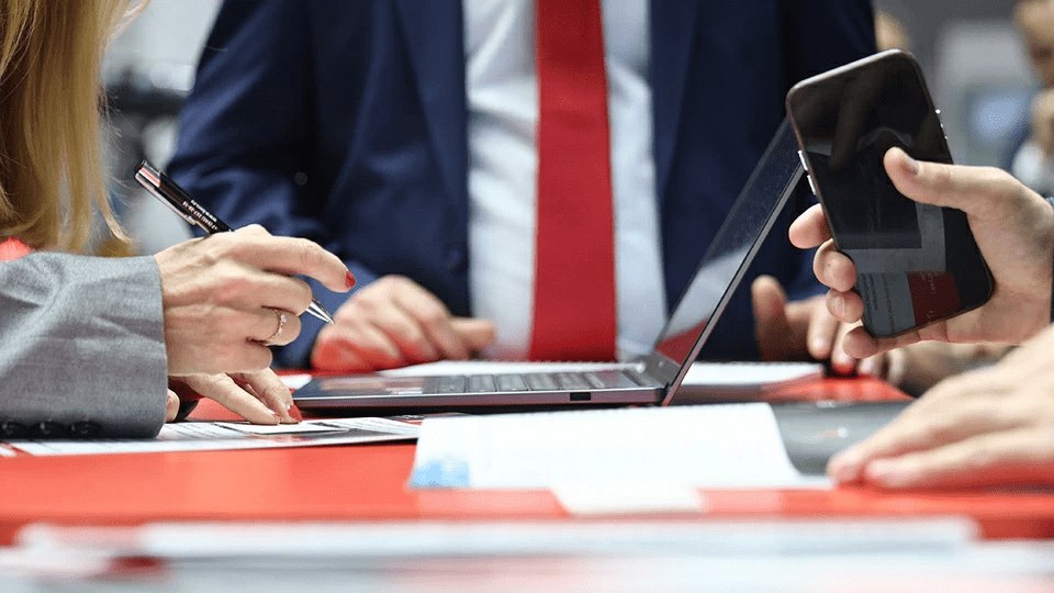 Обзор деловых новостей: инфляционные ожидания, приватизация ИТ-активов и рынок кикшеринга
