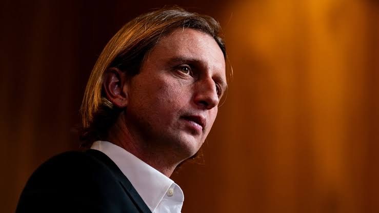 Стратегия Revolut: от валютных операций к глобальному банковскому сервису