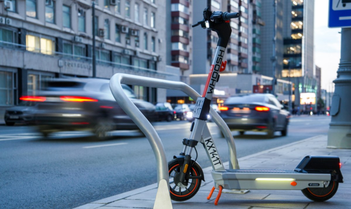 Whoosh и Segway начали тестирование новой модели электросамоката в Москве