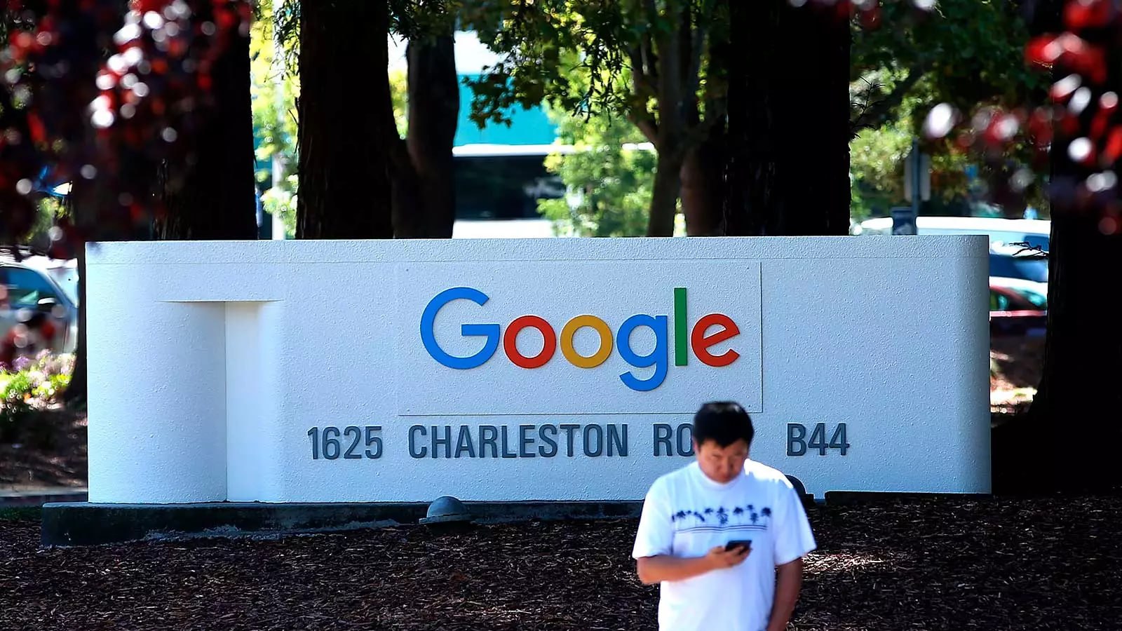 Google меняет поисковую выдачу в Европе из-за требований регуляторов