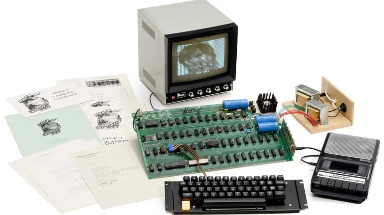 Один из первых Apple I с письмом Джобса выставят на торги Bonhams