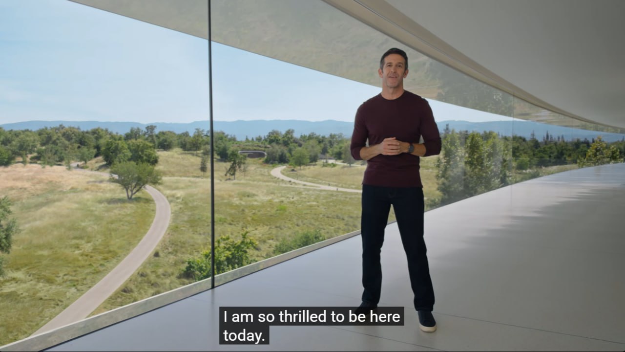 Начало презентации Apple