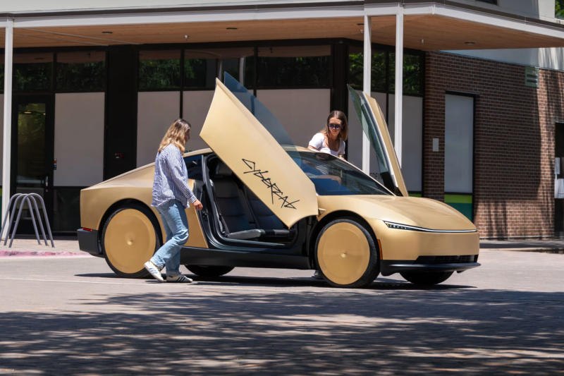 NHTSA проверяет безопасность беспилотного такси Tesla Cybercab