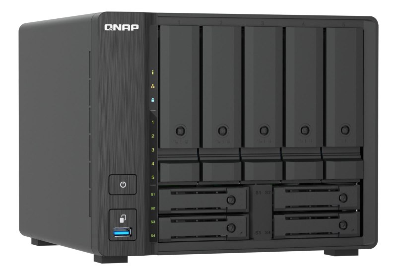 QNAP представила гибридный NAS TS-h966TX с Thunderbolt 4
