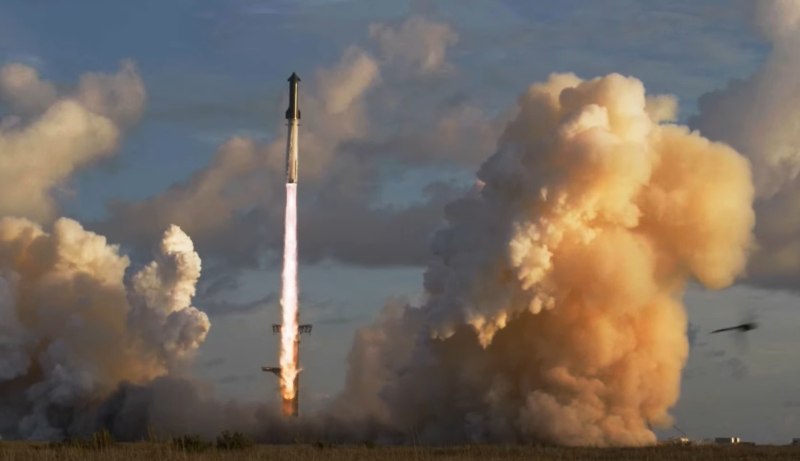Starship впервые вышел на орбиту Земли