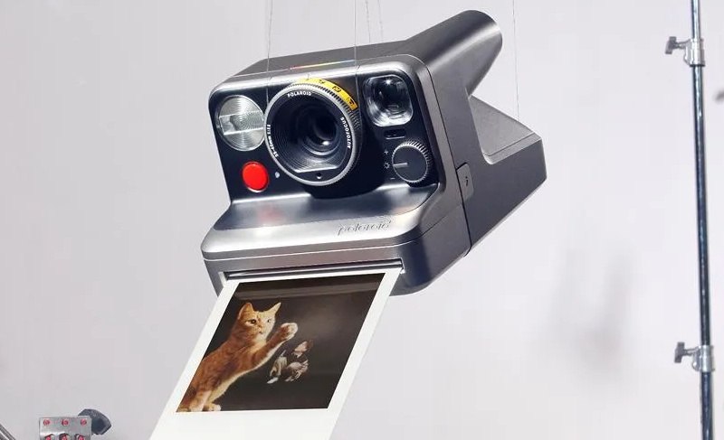 Polaroid представила моментальную камеру Mod