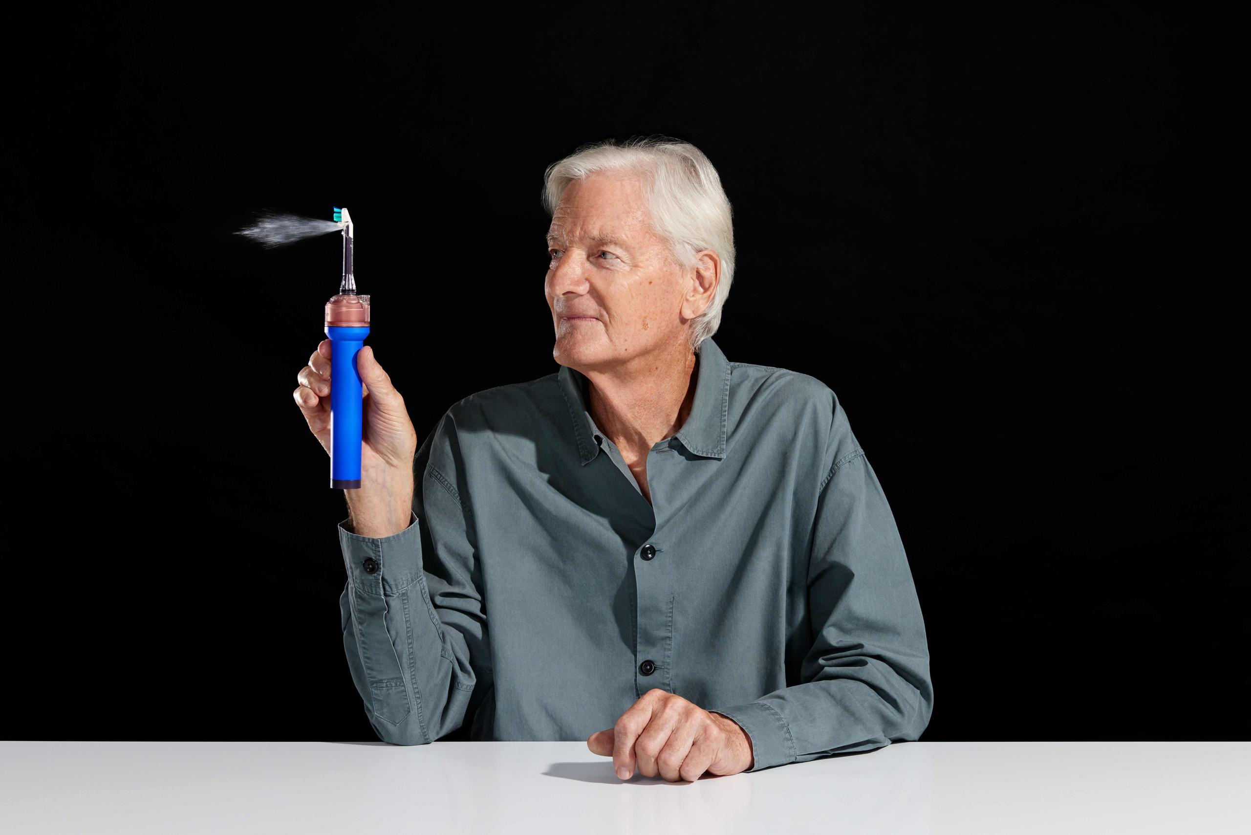 Dyson представила зубную щетку CameraJet с ИИ и камерой