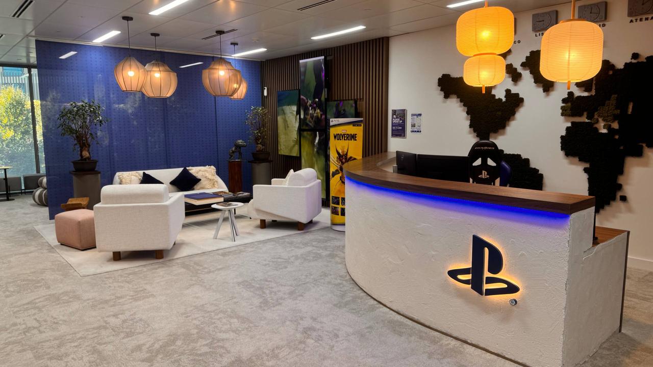 Визит в офис PlayStation в Барселоне для разблокировки аккаунта