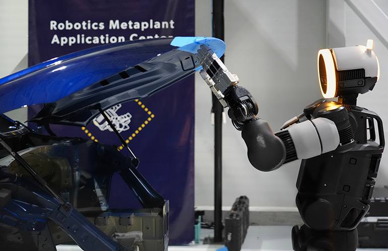 Boston Dynamics открыла Robotics Metaplant Application Center для обучения гуманоидов