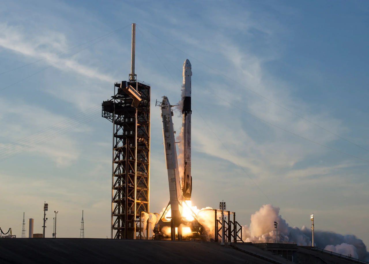 NASA заказало у SpaceX три дополнительные миссии к МКС