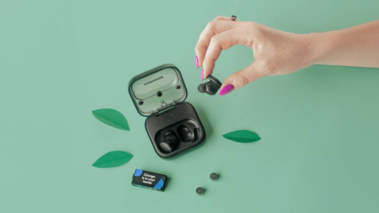 Fairphone анонсировала наушники Fairbuds 2