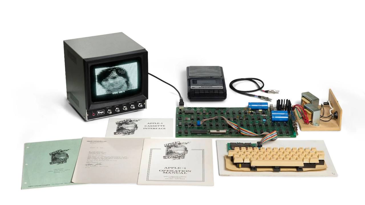 Apple-1 Hatfield продали за рекордные $1,15 млн