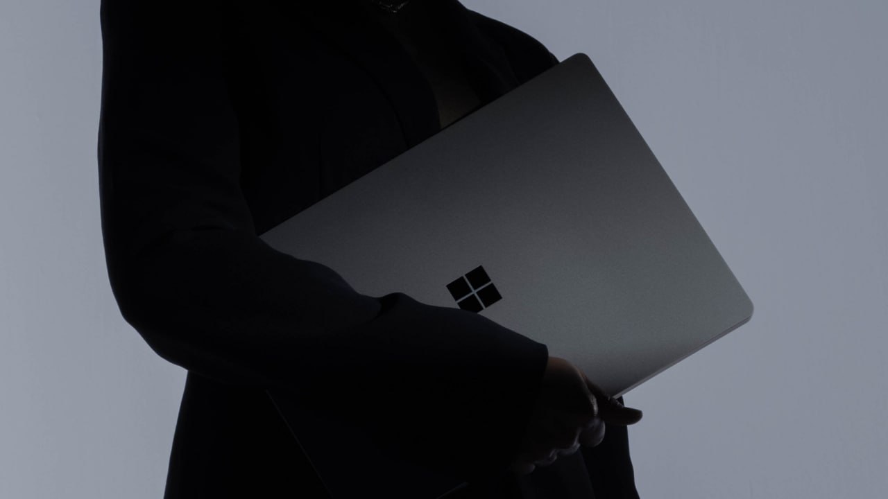 Microsoft анонсировала ноутбуки Surface Laptop Ultra с чипом RTX Spark