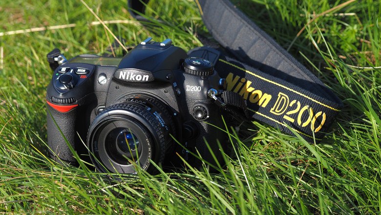 Nikon D200: есть ли магия в CCD