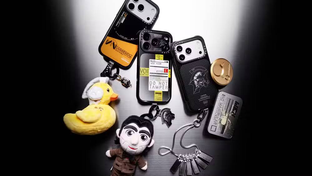 CASETiFY и Kojima Productions выпустили совместную коллекцию аксессуаров
