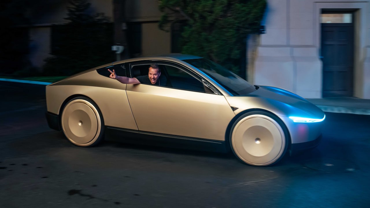 Tesla может подключить машины клиентов к роботакси во II квартале 2027 года