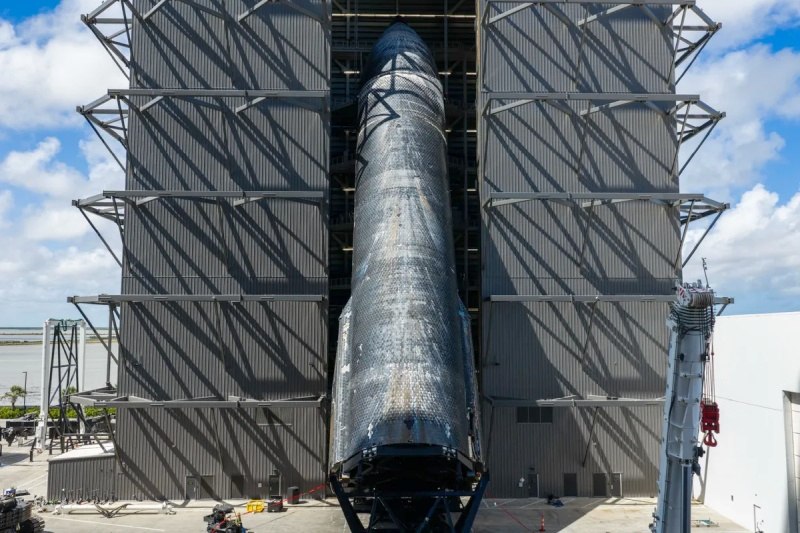 Starship Ship 40 вернулся на базу после космического полета