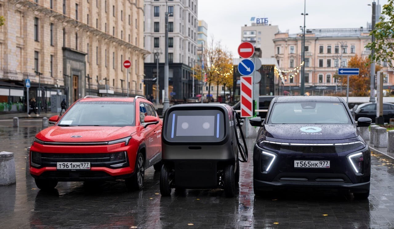 В Москве тестируют мобильного ровера для зарядки электромобилей